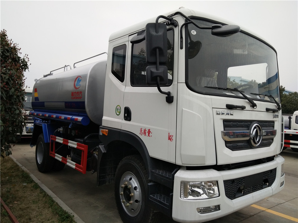 東風(fēng)多利卡D9（12方）灑水車