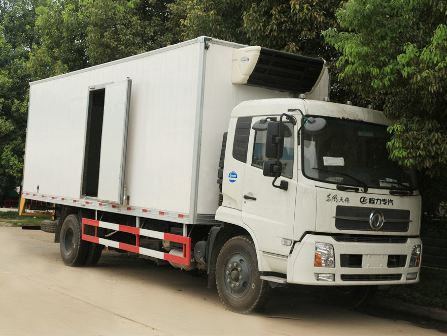 東風(fēng)天錦冷藏車(chē)