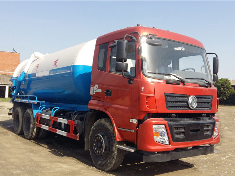18方吸污車，東風(fēng)后八輪