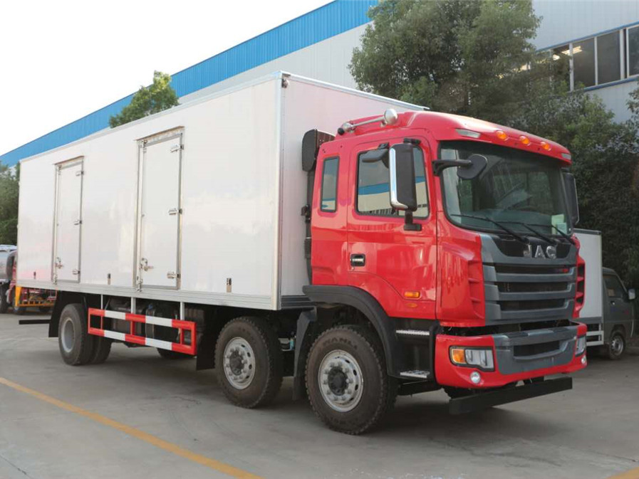 江淮小三軸冷藏車