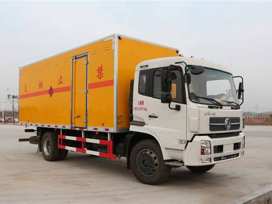 東風(fēng)天錦爆破器材運輸車