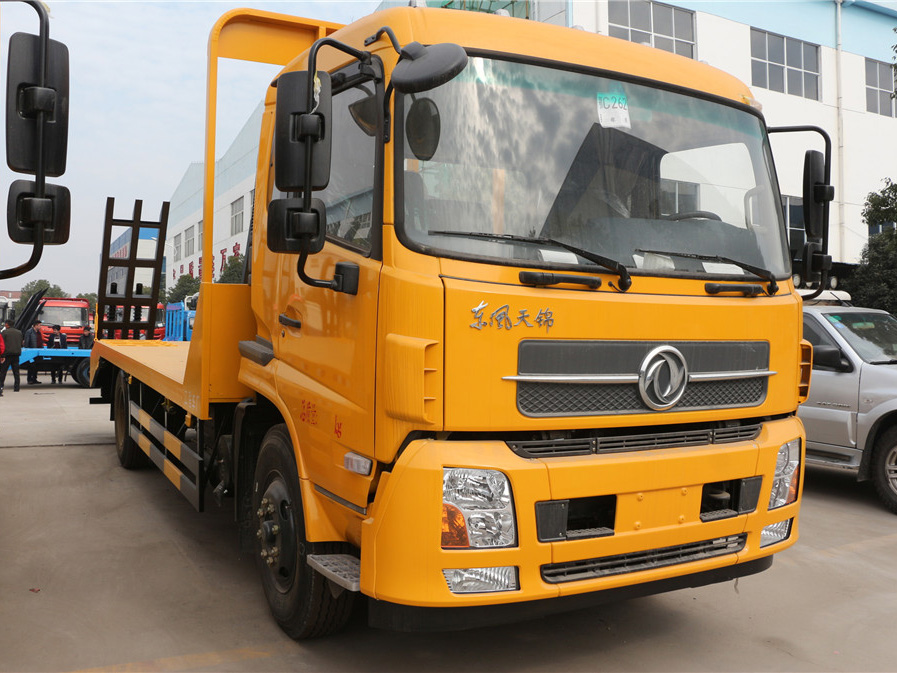 東風(fēng)天錦平板運(yùn)輸車