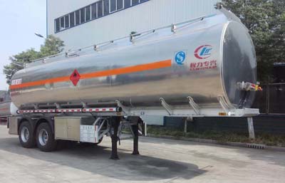 程力威牌型鋁合金運(yùn)油半掛車