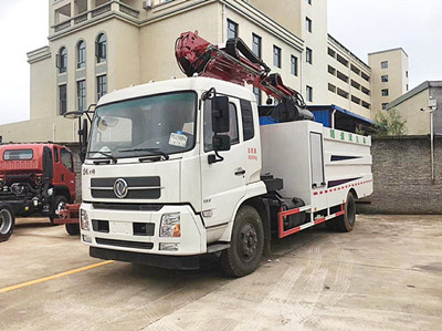 東風(fēng)天錦隧道清洗車