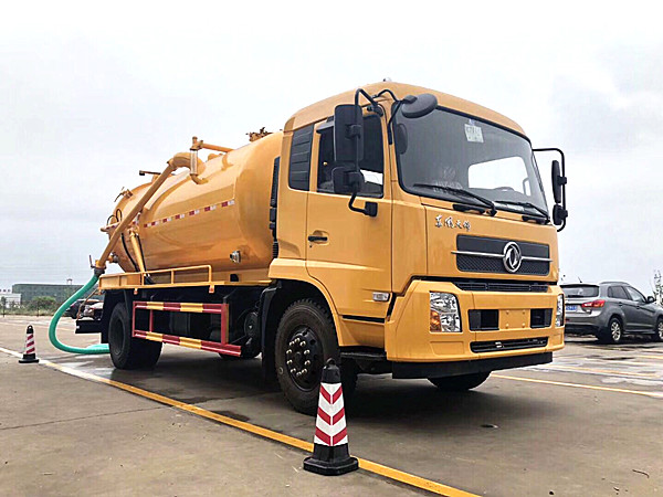 東風(fēng)天錦(10方)吸污車