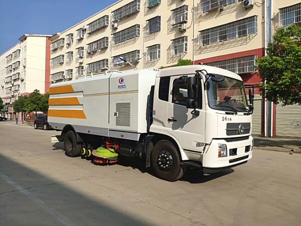 東風(fēng)天錦干掃車