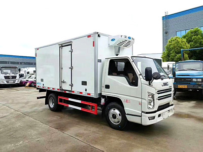 國(guó)六江鈴順達(dá)窄體冷藏車