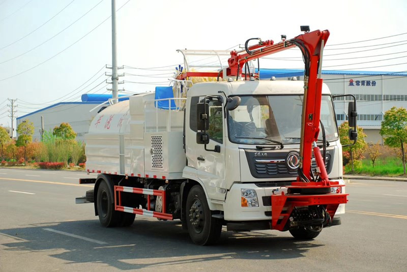 國六東風(fēng)天錦前置隧道清洗車